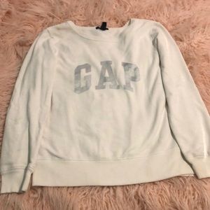 Gap pullover